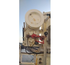 SINGLE ARM DAVIT FOR LIFERAFT