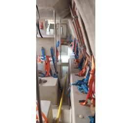 80 Person Enclosed Lifeboat With Davit 