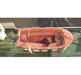 RESCUE BOAT WITH 25 HP YAMAHA OBM WITH DAVIT