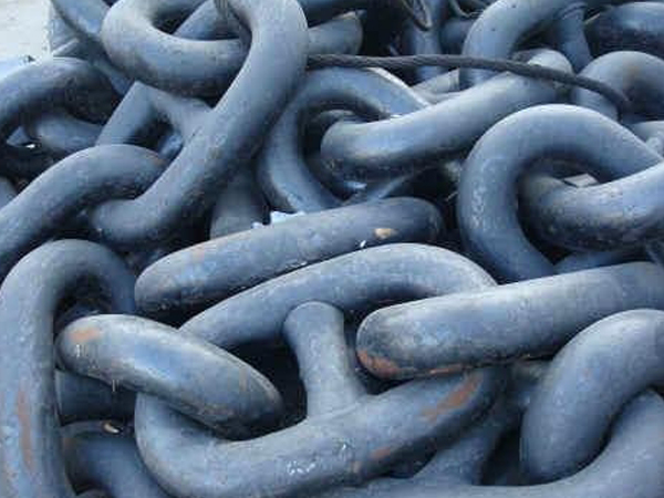 industrial-history-big-anchor-chains